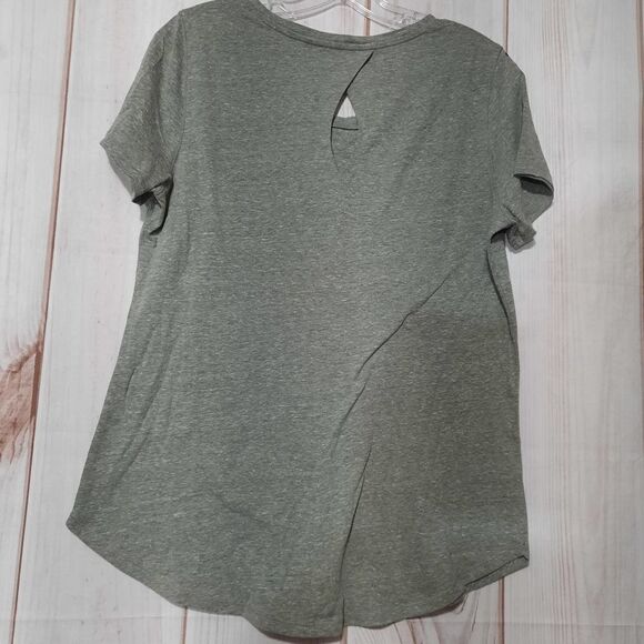 Elephant Tshirt Ladies size Medium - Picture 2 of 7